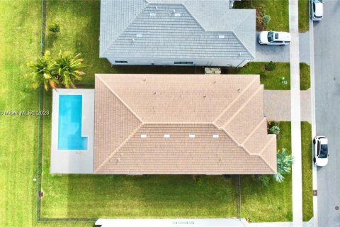 Villa ou maison à louer à Boca Raton, Floride: 5 chambres, 428.19 m2 № 861985 - photo 4