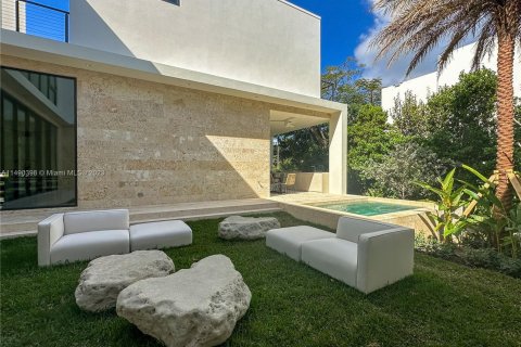 Villa ou maison à vendre à Miami Beach, Floride: 4 chambres, 386.66 m2 № 861983 - photo 8