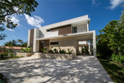 Villa ou maison à vendre à Miami Beach, Floride: 4 chambres, 386.66 m2 № 861983 - photo 4