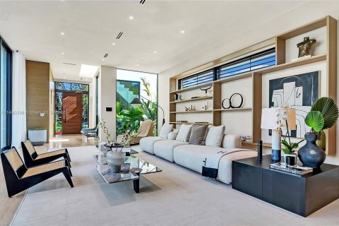Villa ou maison à vendre à Miami Beach, Floride: 4 chambres, 386.66 m2 № 861983 - photo 26