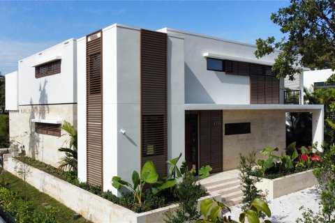 Villa ou maison à vendre à Miami Beach, Floride: 4 chambres, 386.66 m2 № 861983 - photo 2