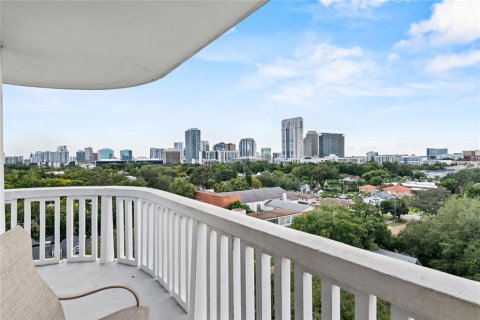 Condominio en venta en Orlando, Florida, 2 dormitorios, 110.46 m2 № 1379550 - foto 14