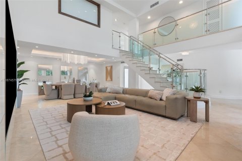 Villa ou maison à vendre à Miami, Floride: 5 chambres, 371.79 m2 № 1404284 - photo 5