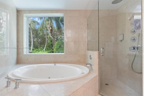 Casa en venta en Miami, Florida, 5 dormitorios, 371.79 m2 № 1404284 - foto 20