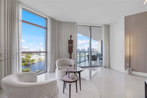 Condominio en venta en North Miami Beach, Florida, 3 dormitorios, 200.48 m2 № 1404233 - foto 7