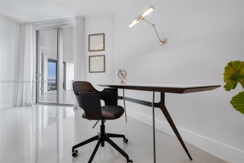 Condominio en venta en North Miami Beach, Florida, 3 dormitorios, 200.48 m2 № 1404233 - foto 24