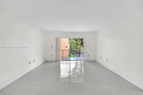 Condominio en venta en Miami, Florida, 3 dormitorios, 117.24 m2 № 1427987 - foto 3