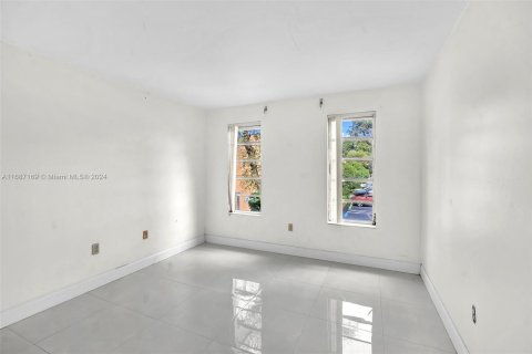 Condominio en venta en Miami, Florida, 3 dormitorios, 117.24 m2 № 1427987 - foto 13