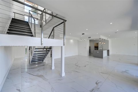 Touwnhouse à louer à Fort Lauderdale, Floride: 4 chambres, 262.36 m2 № 1370348 - photo 6