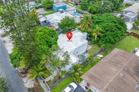 Immobilier commercial à vendre à Dania Beach, Floride: 123.37 m2 № 1370346 - photo 9