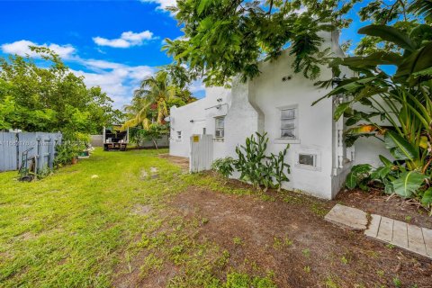 Immobilier commercial à vendre à Dania Beach, Floride: 123.37 m2 № 1370346 - photo 6