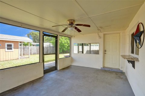 Villa ou maison à vendre à Pembroke Pines, Floride: 3 chambres, 132.76 m2 № 1369122 - photo 8