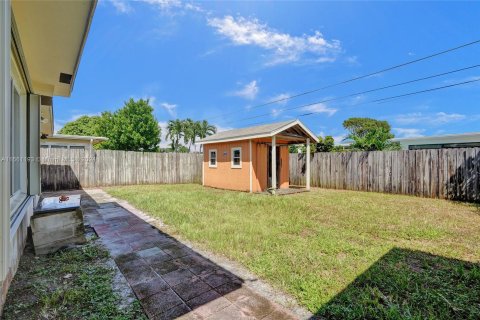 Villa ou maison à vendre à Pembroke Pines, Floride: 3 chambres, 132.76 m2 № 1369122 - photo 6