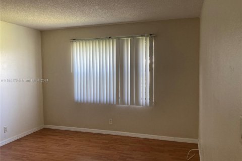 Copropriété à vendre à Coral Springs, Floride: 3 chambres, 97.92 m2 № 1189178 - photo 3