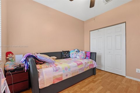 Casa en venta en Pembroke Pines, Florida, 4 dormitorios, 220.92 m2 № 908772 - foto 24