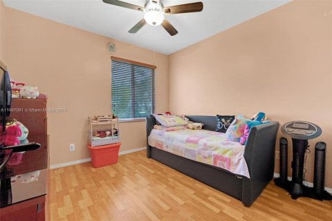 Villa ou maison à vendre à Pembroke Pines, Floride: 4 chambres, 220.92 m2 № 908772 - photo 23