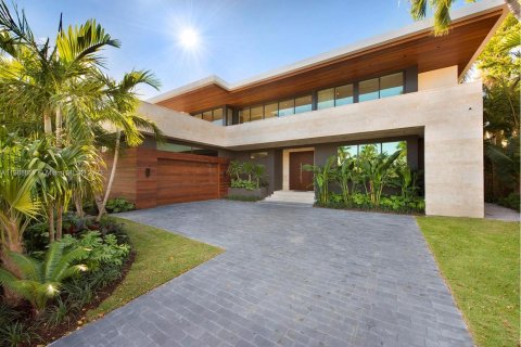 Купить виллу или дом в Майами-Бич, Флорида 5 спален, 733м2, № 507482 - фото 19