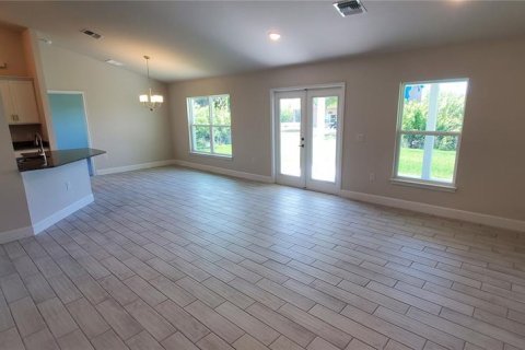 Casa en venta en Port Charlotte, Florida, 4 dormitorios, 163.04 m2 № 332315 - foto 4
