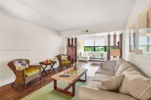 Condo in Davie, Florida, 2 bedrooms  № 1398151 - photo 5