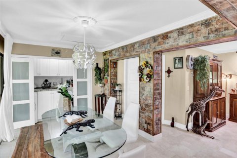 Condominio en venta en Coconut Creek, Florida, 3 dormitorios, 101.54 m2 № 1096358 - foto 19