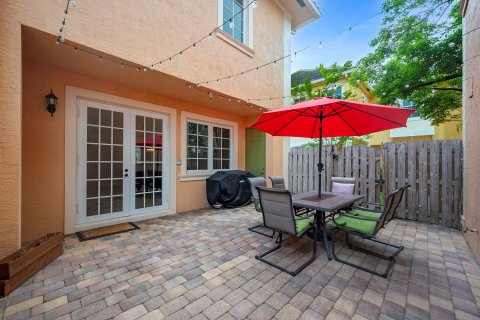 Townhouse in Jupiter, Florida 4 bedrooms, 196.58 sq.m. № 1182307 - photo 3