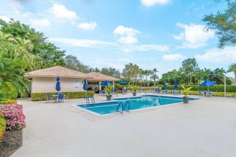 Condo in Delray Beach, Florida, 3 bedrooms  № 1182265 - photo 1