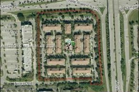 Condominio en venta en Coral Springs, Florida, 1 dormitorio, 75.07 m2 № 980390 - foto 1