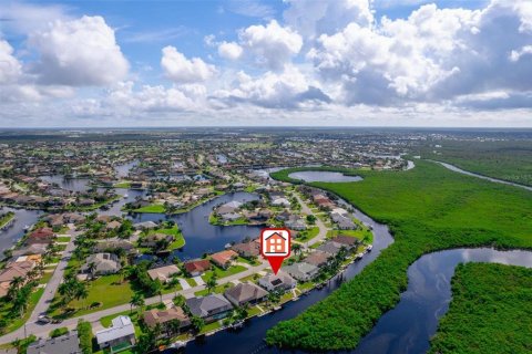 Villa ou maison à vendre à Punta Gorda, Floride: 3 chambres, 196.77 m2 № 1364490 - photo 11