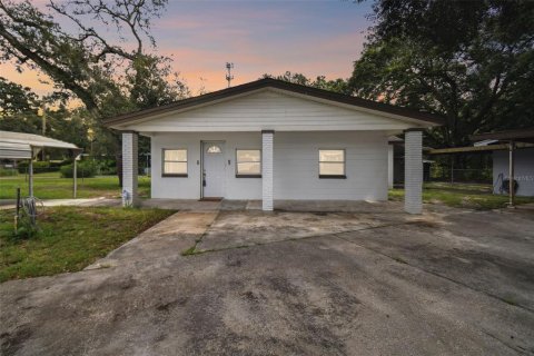 Villa ou maison à louer à Lutz, Floride: 3 chambres, 107.77 m2 № 1364492 - photo 1