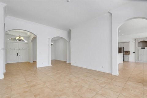 House in Cooper City, Florida 5 bedrooms, 316.98 sq.m. № 1119225 - photo 6