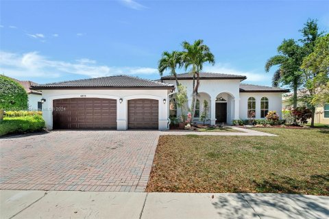 Villa ou maison à vendre à Cooper City, Floride: 5 chambres, 316.98 m2 № 1119225 - photo 1