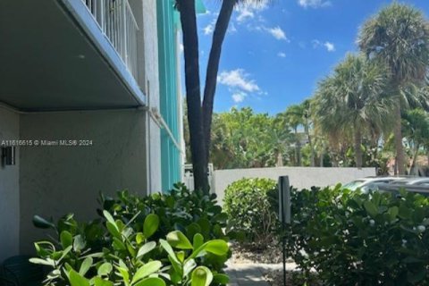 Copropriété à vendre à Fort Lauderdale, Floride: 2 chambres, 85.01 m2 № 1239310 - photo 24