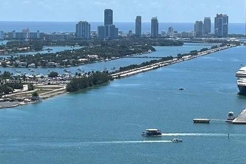 Condominio en venta en Miami, Florida, 2 dormitorios, 104.33 m2 № 1365580 - foto 7