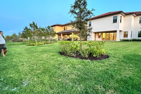 Villa ou maison à louer à Parkland, Floride: 5 chambres, 395.3 m2 № 1365579 - photo 3