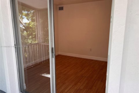 Condominio en venta en Fort Myers, Florida, 2 dormitorios № 1127383 - foto 4