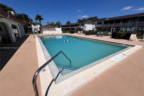 Condominio en venta en Fort Myers, Florida, 2 dormitorios № 1127383 - foto 19
