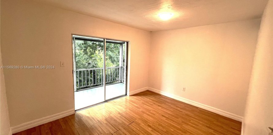 Condo à Fort Myers, Floride, 2 chambres  № 1127383