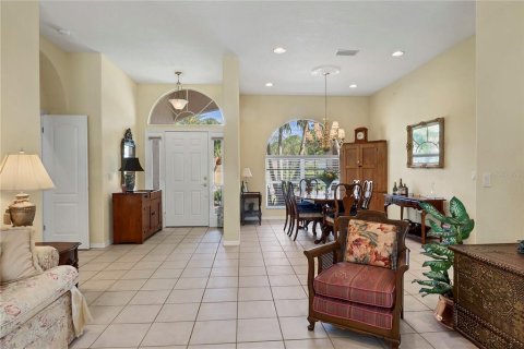 House in Sarasota, Florida 4 bedrooms, 218.23 sq.m. № 1374807 - photo 10