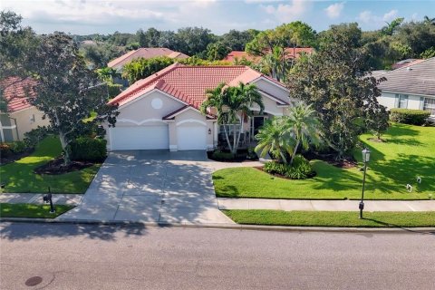 House in Sarasota, Florida 4 bedrooms, 218.23 sq.m. № 1374807 - photo 2