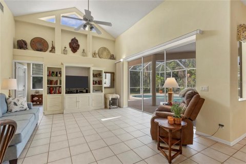 House in Sarasota, Florida 4 bedrooms, 218.23 sq.m. № 1374807 - photo 18