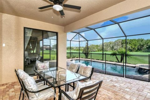 Villa ou maison à louer à Lakewood Ranch, Floride: 3 chambres, 208.66 m2 № 214379 - photo 6