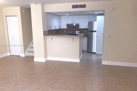 Condo in West Palm Beach, Florida, 2 bedrooms  № 1132294 - photo 6