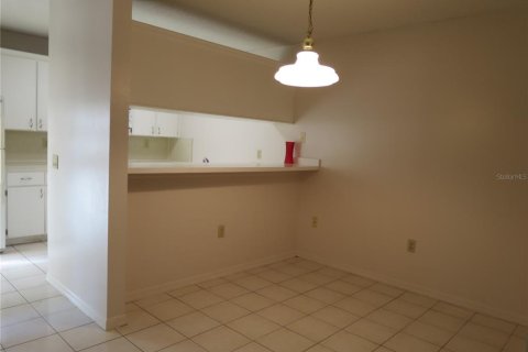 Condo in Orlando, Florida, 2 bedrooms  № 1393770 - photo 19