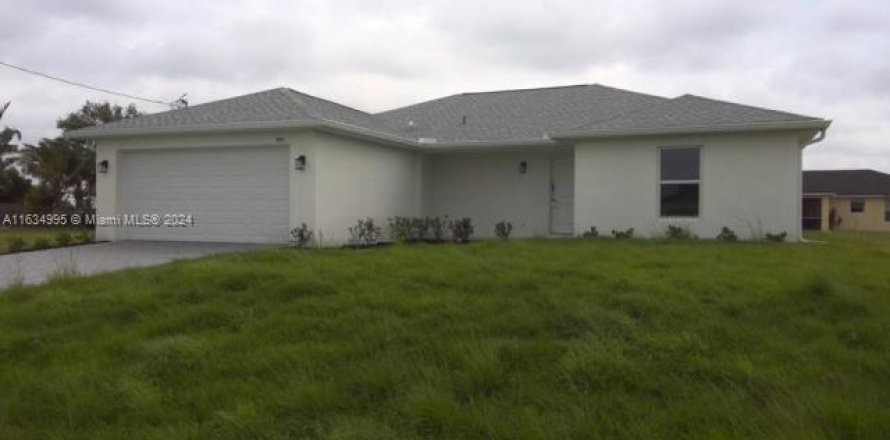 Casa en Cape Coral, Florida 4 dormitorios № 1304716