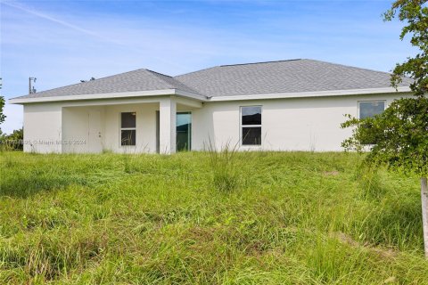 Villa ou maison à vendre à Cape Coral, Floride: 4 chambres № 1304716 - photo 21