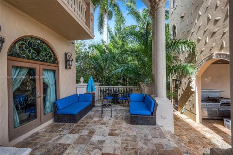 House in Sunny Isles Beach, Florida 9 bedrooms № 674834 - photo 27