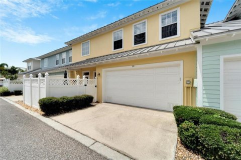 Touwnhouse à vendre à Apollo Beach, Floride: 3 chambres, 227.61 m2 № 1314166 - photo 2