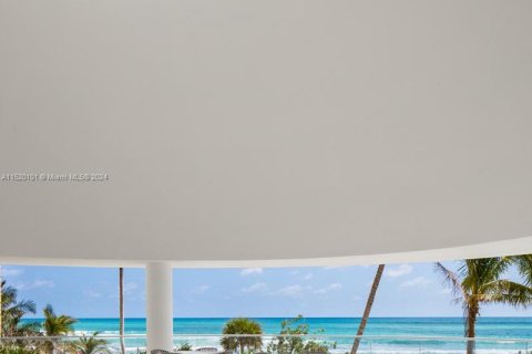Copropriété à vendre à Sunny Isles Beach, Floride: 5 chambres, 528.52 m2 № 980833 - photo 9