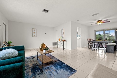 Villa ou maison à vendre à North Port, Floride: 2 chambres, 111.67 m2 № 1276629 - photo 5