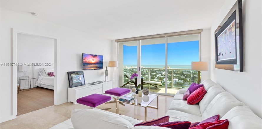 Condo à Miami Beach, Floride, 2 chambres  № 954042